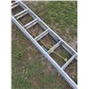 Image 3 : Aluminum Extension Ladder - 10Ft   Extension