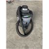 Image 1 : Shop Vaccum - Wet/Dry Vac - 2 Gallon - Powers On