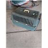 Image 2 : Pet Carrier - Green - 27" x 18" x 16"