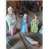 Image 3 : Nativity Scene Plastic Decor - 22" T