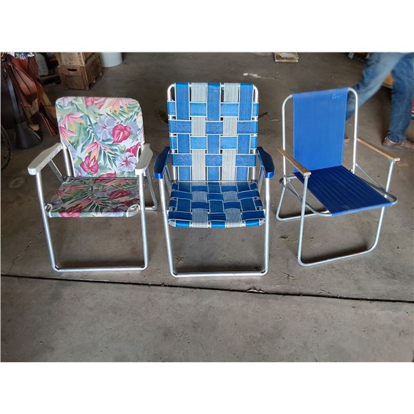 (3) Folding Lawn Chairs