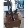 Image 5 : Mastercraft Compound Mitre Saw - 10" w/ Wooden Stand - Works, Powers On