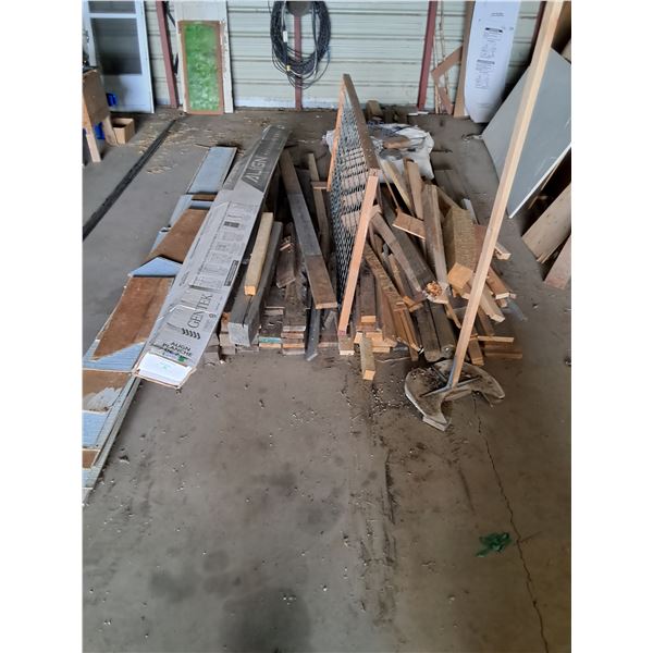 Assorted Lumber: 4x4, 1x6, Square Metal Fence, Pole, Wood Particle Siding - Assorted Lengths