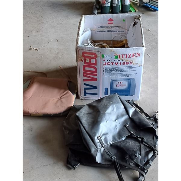 (2) Horse Diapers, Box of Various Ropes