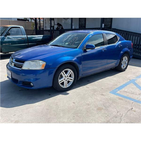 DODG AVENGER 2013 T-DONATION