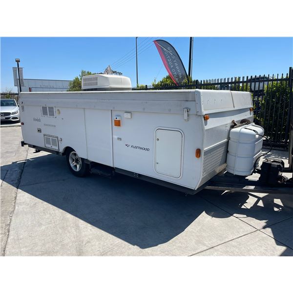 FLEETWOOD  HEMLOCK 2004 T-DONATION