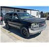 Image 2 : GMC  YUKON 2004 SALV T/DONATION