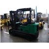 Image 2 : CLARK FORKLIFT GREEN
