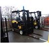 Image 2 : YALE ERCO40Z ELECTRIC FORKLIFT