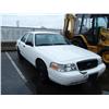 Image 2 : 2004 FORD CR-VIC 4DR WHITE G