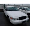 Image 2 : 2004 FORD CROWN VIV 4DR WHITE