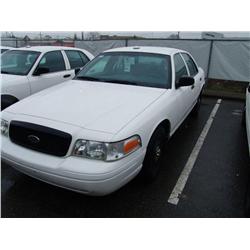 2003 FORD CR-VIC 4DR WHITE G