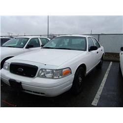 2004 FORD CR-VIC 4DR WHITE G