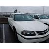 Image 2 : 2001 CHEV IMPALA 4DR WHITE G