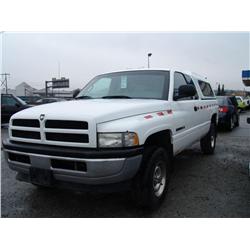 2001 DODGE RAM X-CAB P.U WHITE