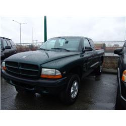 2000 DODGE DAKOTA EX-CAB P.U