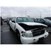 Image 2 : 2003 FORD CR-VIC 4DR WHITE G