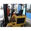 Image 2 : CAT FORKLIFT YELLOW ELECTRIC