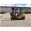 Image 3 : (866828) 2014 Doosan G30P-5 Forklift (Runs & Lifts - See Video)