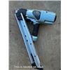 Image 1 : Metabo HPT NR 65AK2 Strip Nailer (No Hose)