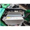 Image 17 : (10201719) 2019 Tennant Model S30 Ride-On Sweeper (Works - See Video)