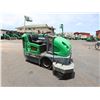Image 2 : (10201719) 2019 Tennant Model S30 Ride-On Sweeper (Works - See Video)