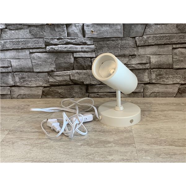 Surface Mounted Spotlight - Product #: MS007a-W-3K-12W-Plug - 12W - 110V - Warm White - Brand New