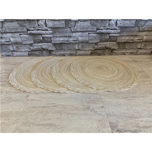 Round Placemats Ivory Pack of 4 - Brand New
