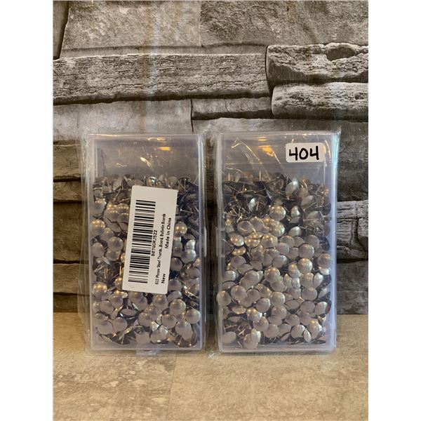 Lot of 2 600 Pcs Thumb Tacks