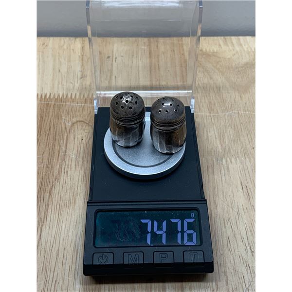 Set of Vintage Sterling Silver Salt & Pepper Shakers - 7.4 Grams
