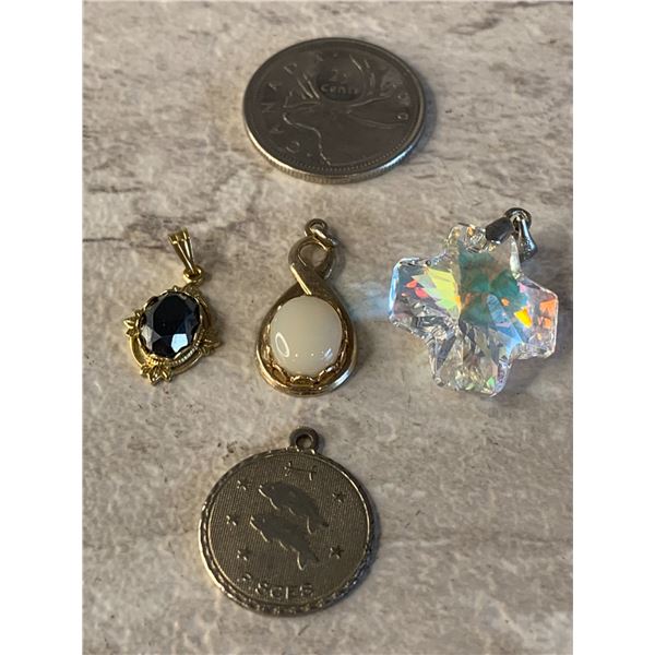 Lot of 4 Pendants