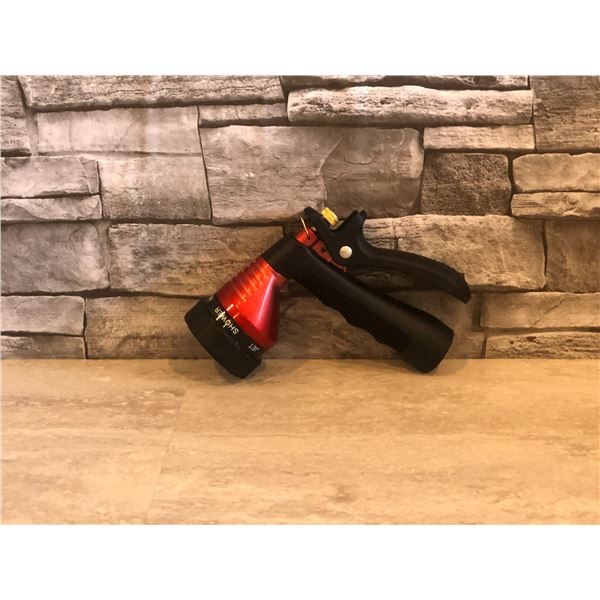 Green Mount Little Monster Hose Nozzle Red