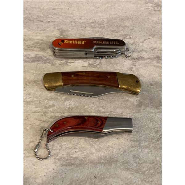 Lot of 3 Folding Knifes