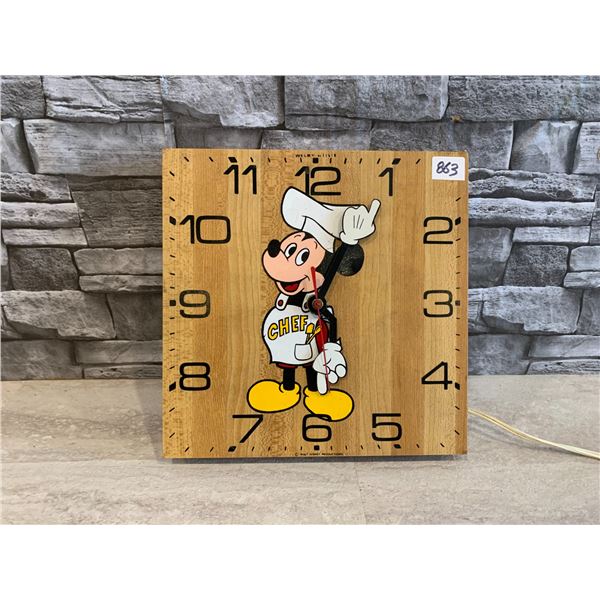 Welby Elgin Vintage Disney Chef Mickey Wall Clock