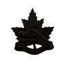 Image 2 : Vintage Canadian Oxford Rifles Cap Badge Marked "R" (Roden Bros)