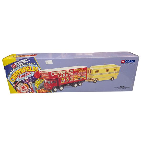 1994 Corgi Classics Chipperfields Circus Foden Closed Pole Truck With Caravan