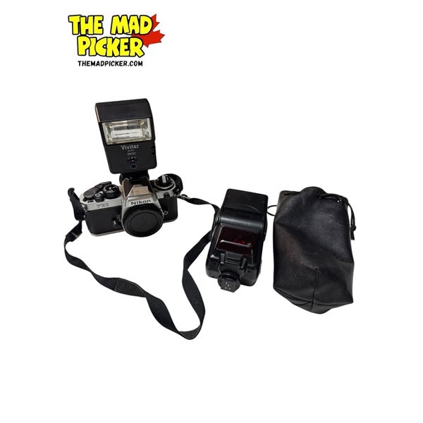 Vintage Nikon FE2 Camera With Vivitar Auto 2600 Flash