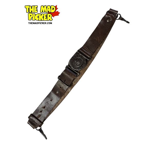 Vintage Boy Scouts Of Canada With Side Clips