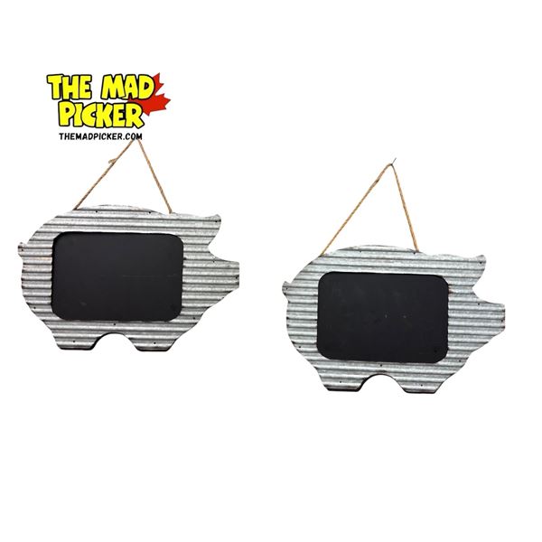 2x Pig Themed Chalk Boards