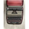 Image 3 : Vintage Remington Quiet-Rite Typewriter With Case