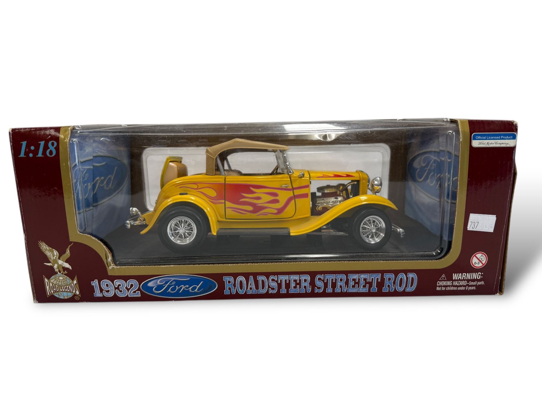 New Road Legends 1932 Ford Roadster Street Rod 1:18th Scale Die Cast Car