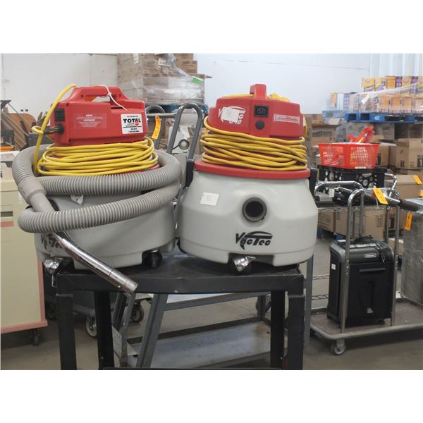 2 Vacuums 1 w/ Hose