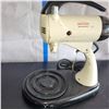 Image 5 : Vintage Sunbeam Mixmaster with Bowl - Works