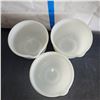 Image 2 : Lot of 3 Mixmaster Small Mixing Bowls