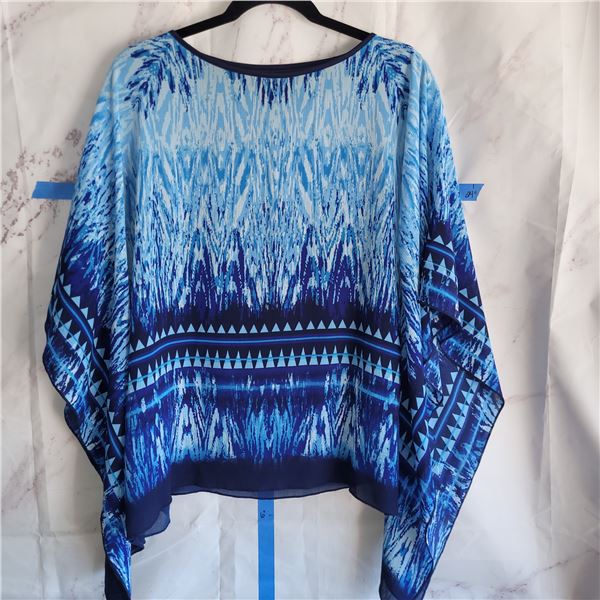 Ladies Blue Top - Tanjay Petite Size Unknow, likely an XL - 2XL