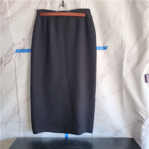 Ladies Black Pencil Skirt - Unknown Maker Size 8P