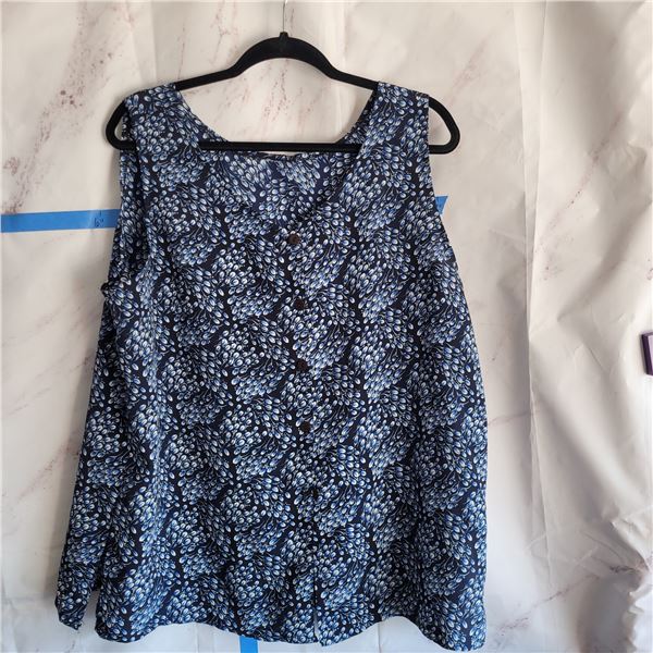 Ladies Blue Black White Top - Unknown Maker Unknown Size, likely 2XL