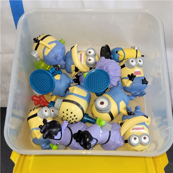 Lot of 12 Minion Toys