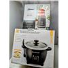 Image 1 : 2pc - Toastmaster 10 cup rice cooker & Mainstay personal blender 16oz (tested working in boxes)