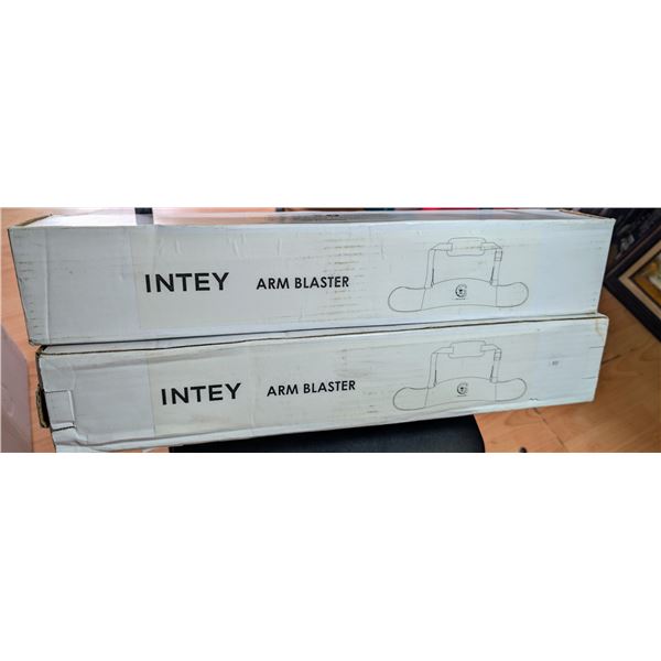 2pc New Intey arm blaster